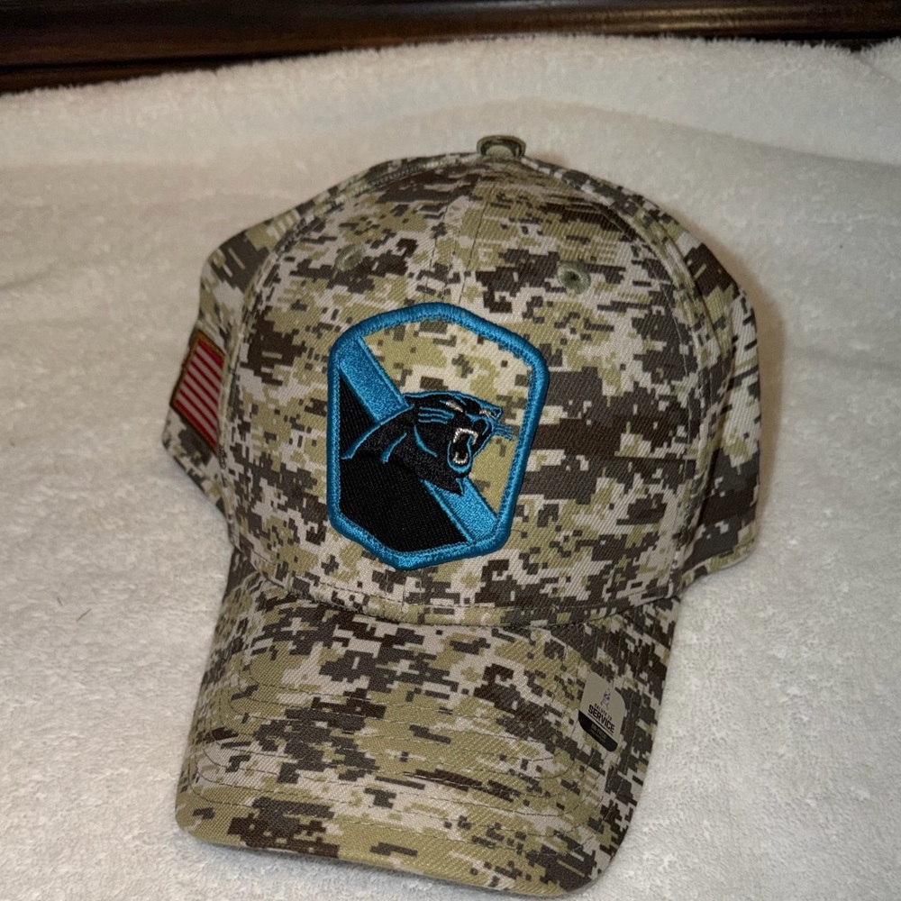 Carolina Panthers NFL New Era Camouflage Salute to Service Fitted Hat Lg/XL